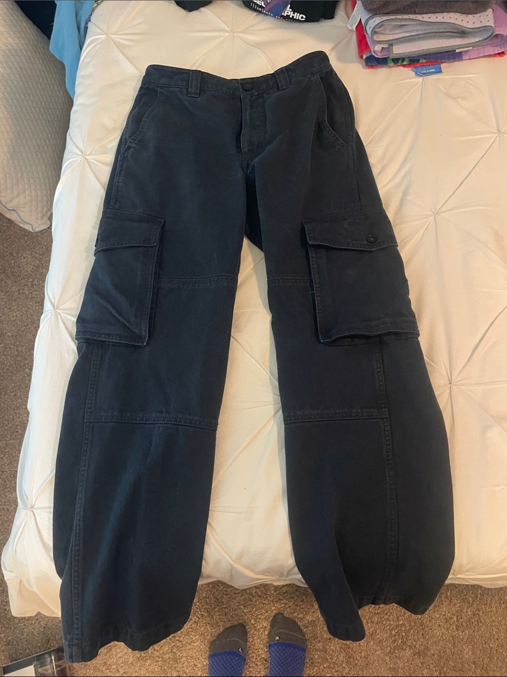Aritzia (TNA) Women's Navy Straight-Leg Cargo Pants